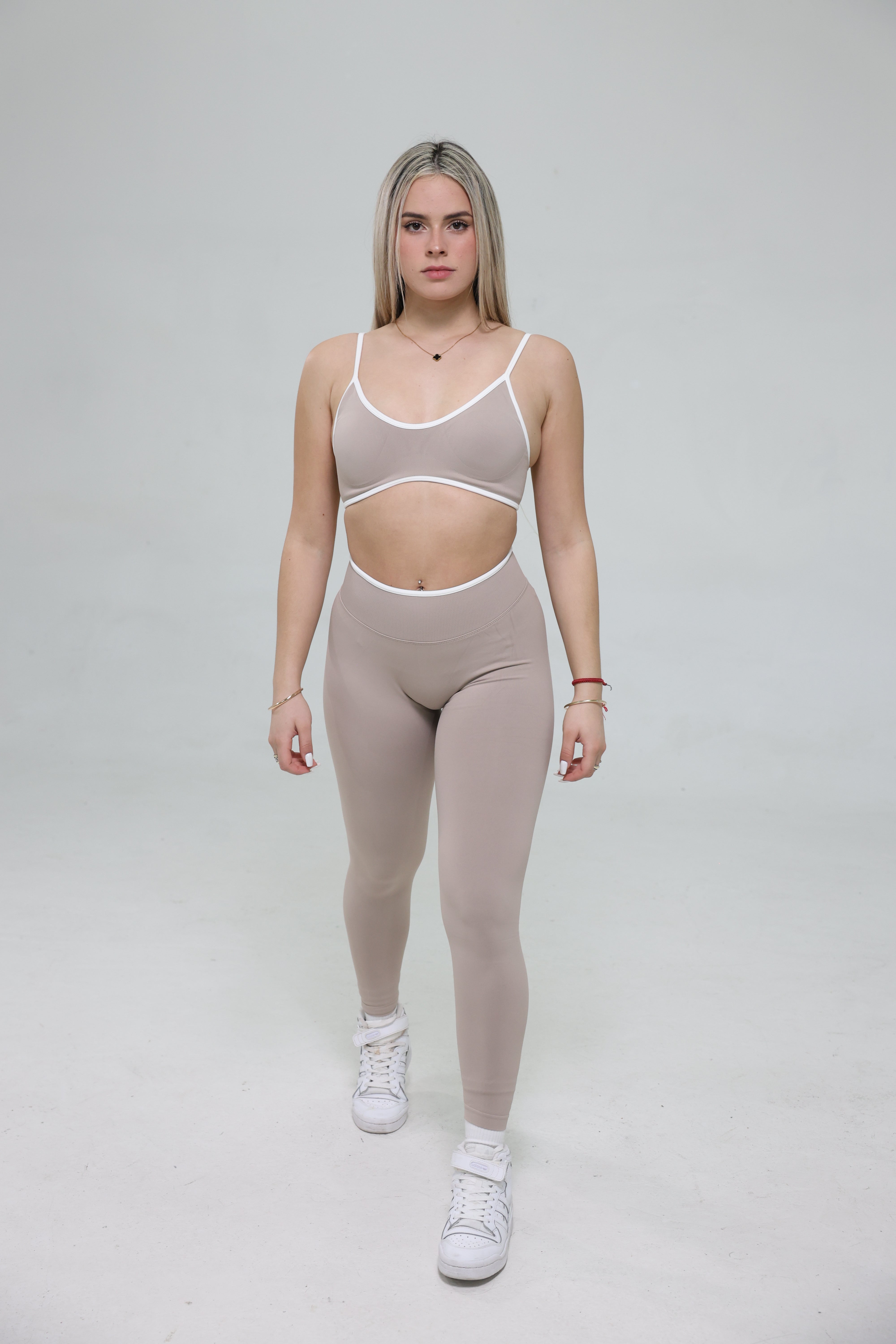Conjunto NOX LINE