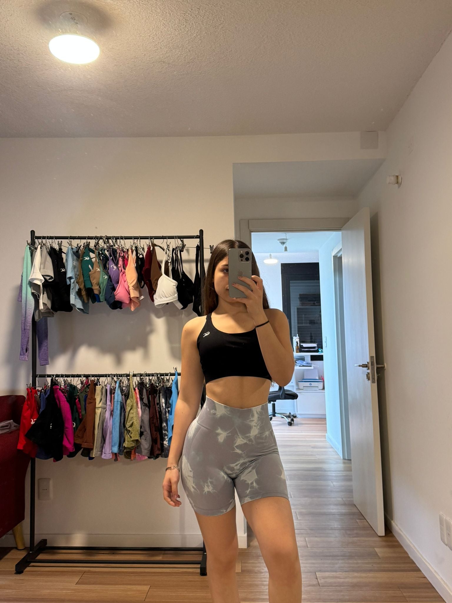 Short Nube